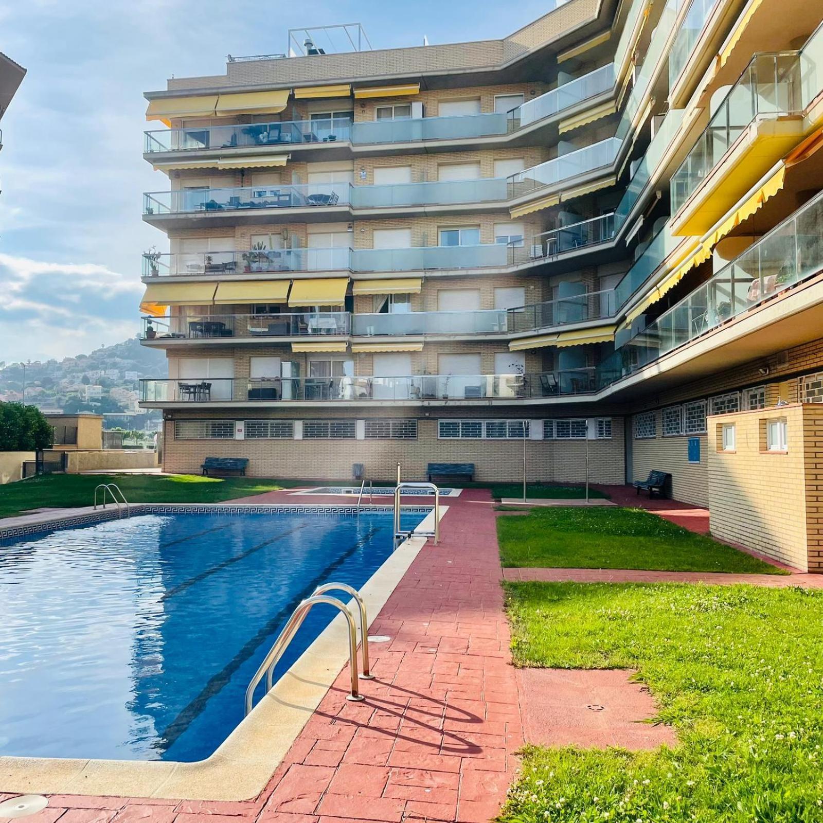Reconnectar Malgrat De Mar Colom I Malgrat de Mar Exterior foto
